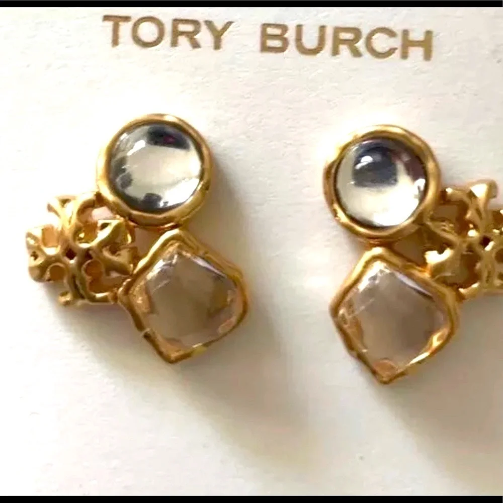 🔥🔥Tory Burch Authentic Jewelry Merchandise At Awesome Prices To Buy Now & Save